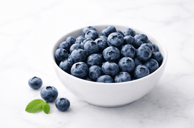 Fresh blueberries in a bowl